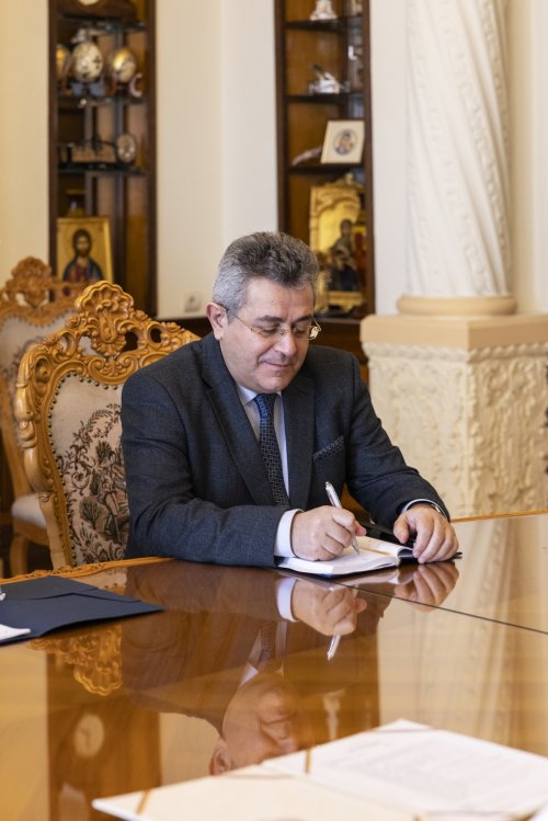 Ambasadorul Greciei în vizită de prezentare la Patriarhia Română Poza 286722