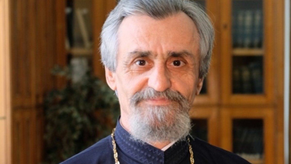 Părintele profesor Vasile Gordon la împlinirea a 70 de ani